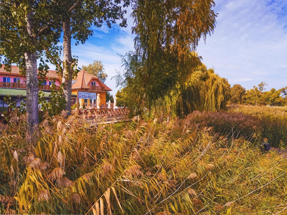 Hotel Mártoni Csárda és Fogadó Szigetszentmárton Exterior foto
